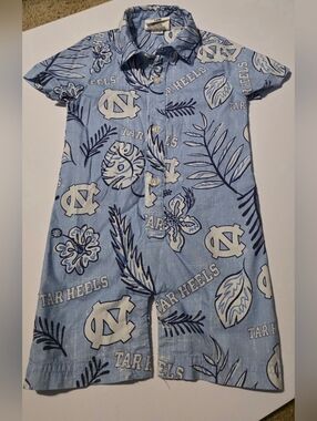 Wes & Willy North Carolina Tar Heels Infant Vintage Floral Romper